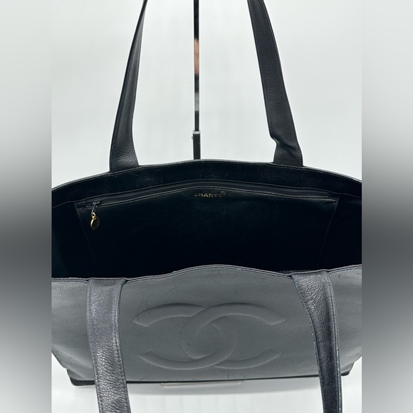 Chanel Black Caviar Tote - Picture 5 of 7